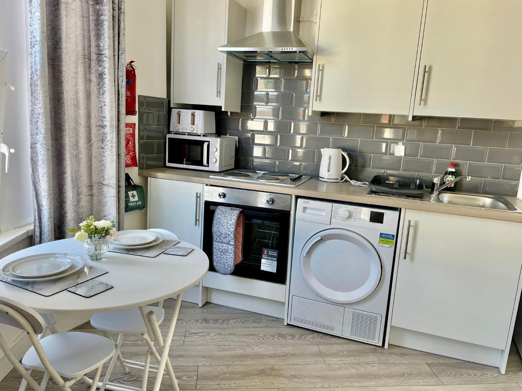 Cheerful 1 Bed Apartment Cardiff City Centre - Penarth Rd Eksteriør billede