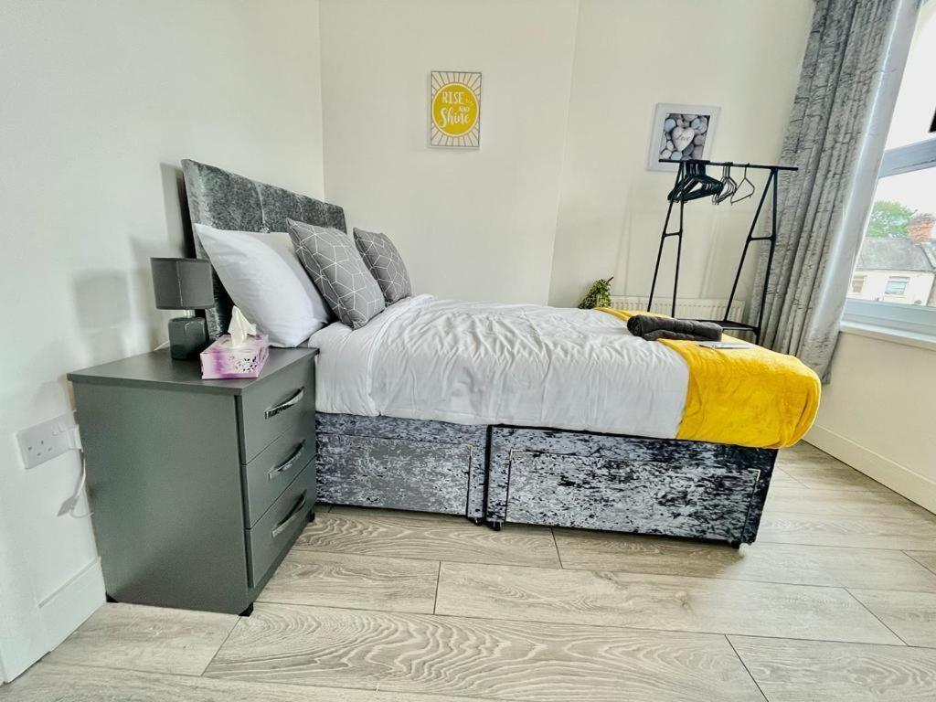 Cheerful 1 Bed Apartment Cardiff City Centre - Penarth Rd Værelse billede